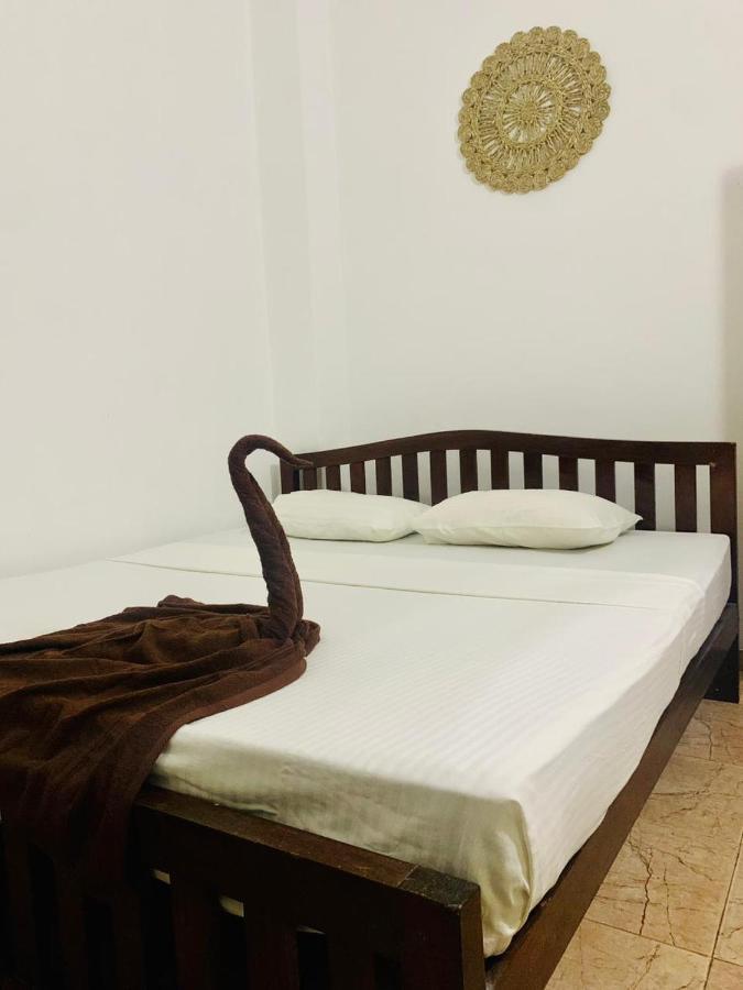 Dreamy Surf House Hotel Weligama Luaran gambar