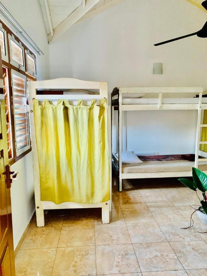 Dreamy Surf House Hotel Weligama Luaran gambar
