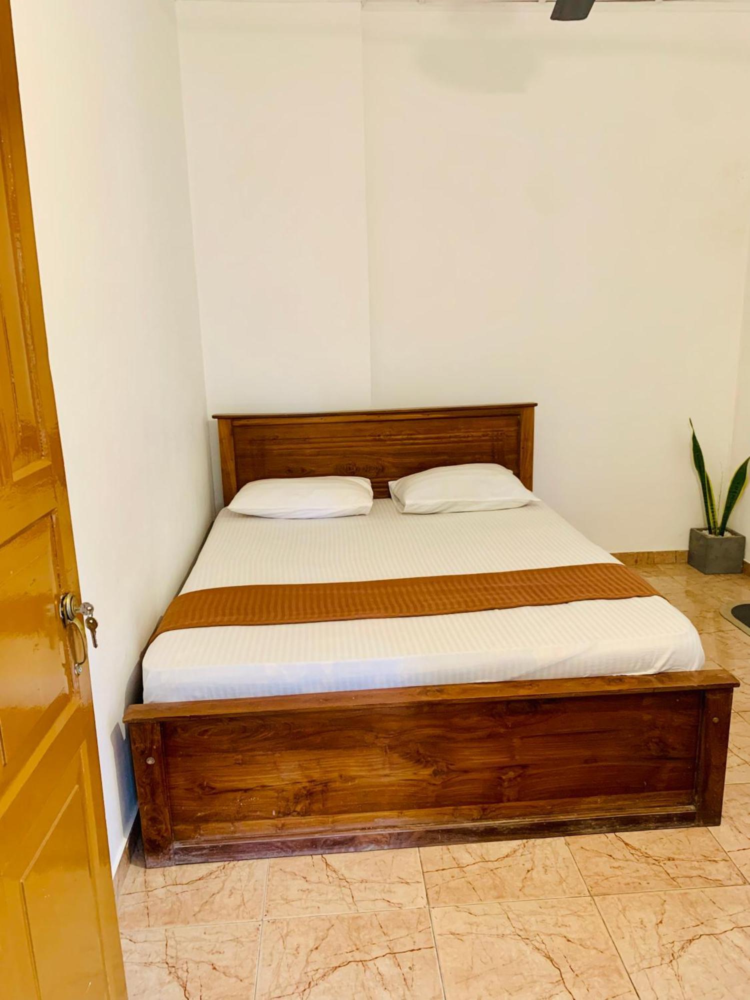 Dreamy Surf House Hotel Weligama Luaran gambar